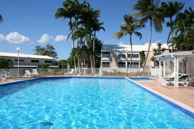Superbe Studio Avec Piscine, Au Coeur De La Marina! Village Soleil ! Proche Aeroport & Ferry Le Gosier  Luaran gambar